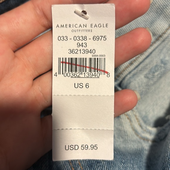 American Eagle NWT jean shorts size 6 - Picture 4 of 4